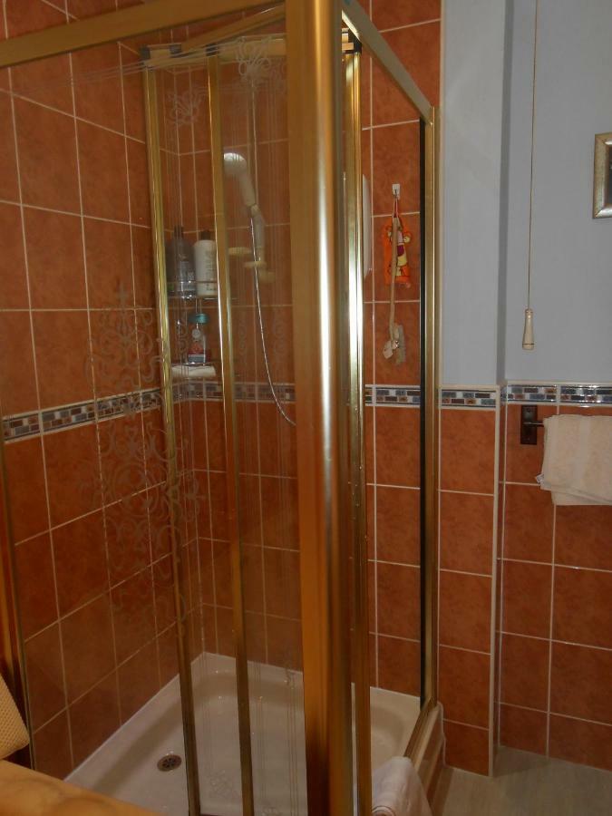 Rose Villa Bed And Breakfast 弗福尔 外观 照片